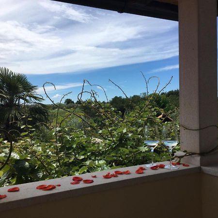 Appartment Hacienda Monica Umag Ngoại thất bức ảnh